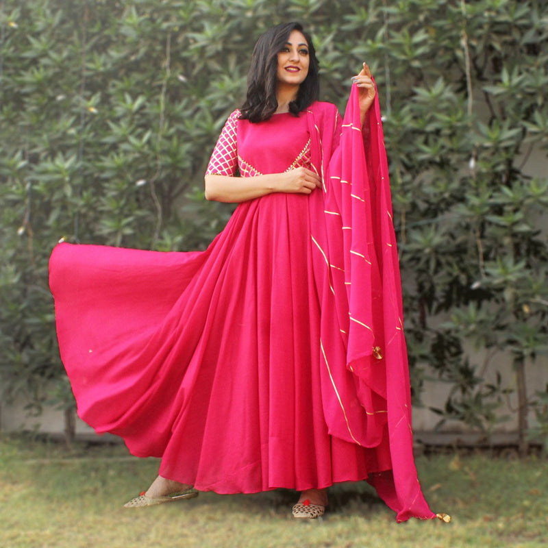 FabbibaPrints Womens Silk Cotton and Chiffon Dupatta Bandhani Print  Anarkali Gown with Dupatta (Pink)