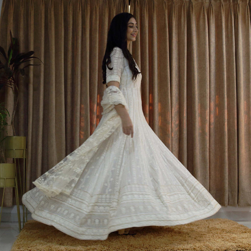 Ready to wear Off white Lucknowi Chikankari Annarkali Gown Ready to wear Off white Lucknowi Chikankari Annarkali Gown