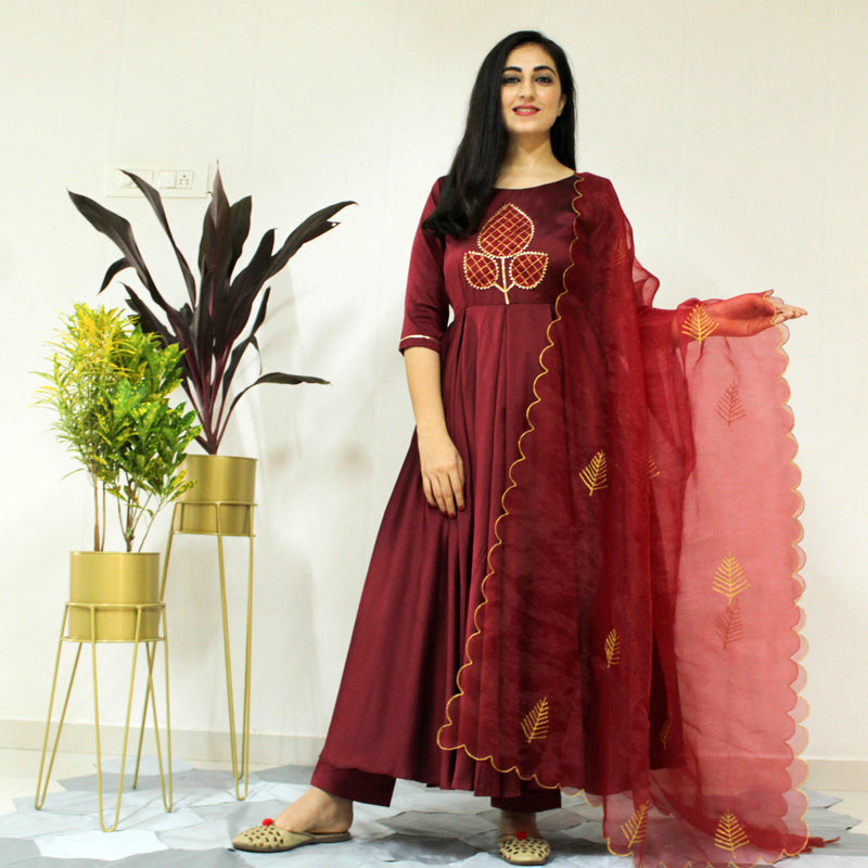 YOUNARI GARNET JAM DRESS